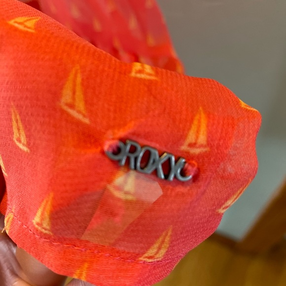 Sheer Roxy tank Top size medium - Picture 3 of 7